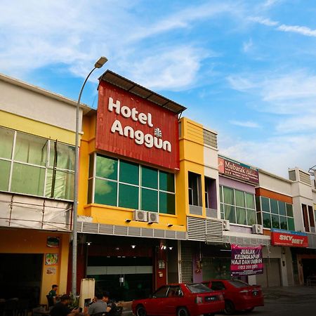 Anggun Hotel Seri Iskandar Exterior foto