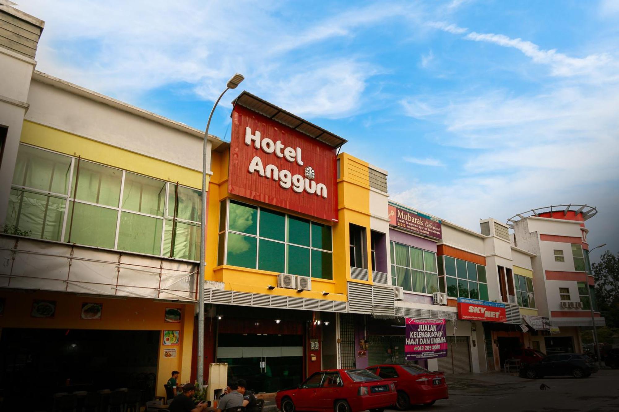 Anggun Hotel Seri Iskandar Exterior foto